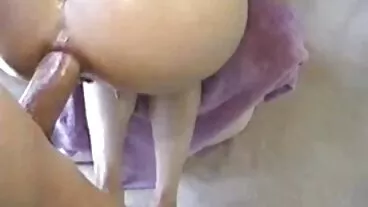 ક્લાસી MILF વેનેસા તેના પિતા માટે ખૂબ હોટ છે આદિવાસી સેકસી