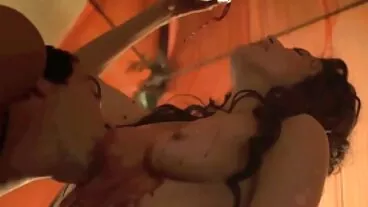 Busty MILF અને તેની સોનેરી કિશોરવયની પુત્રી જાડા બીપી સેકસી ફીલમ ટોટી શેર કરી રહી છે